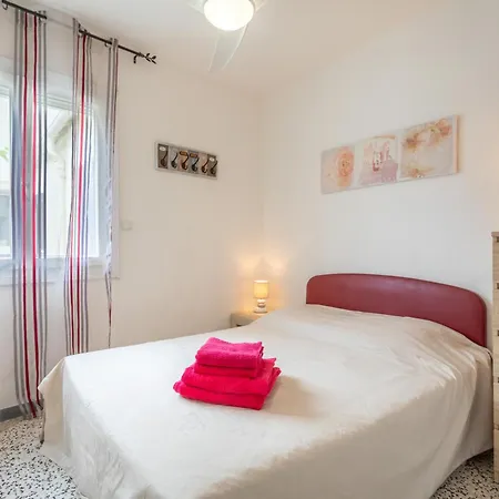 מלון Petite Maison Proche 3 Etoile קאנט אן רוסיון